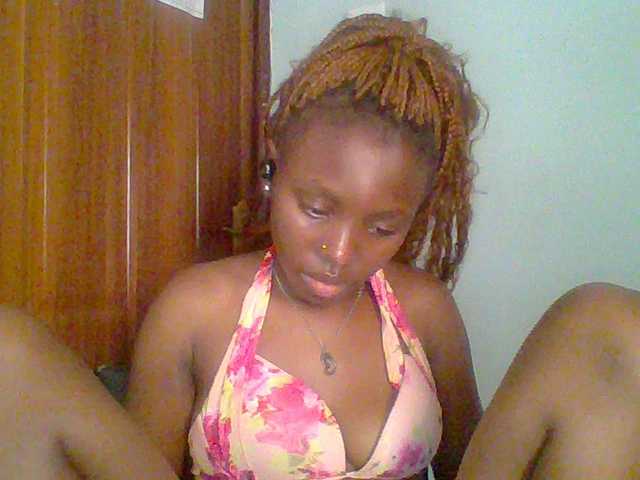 chocolate-brownie's BongaCams show and profile