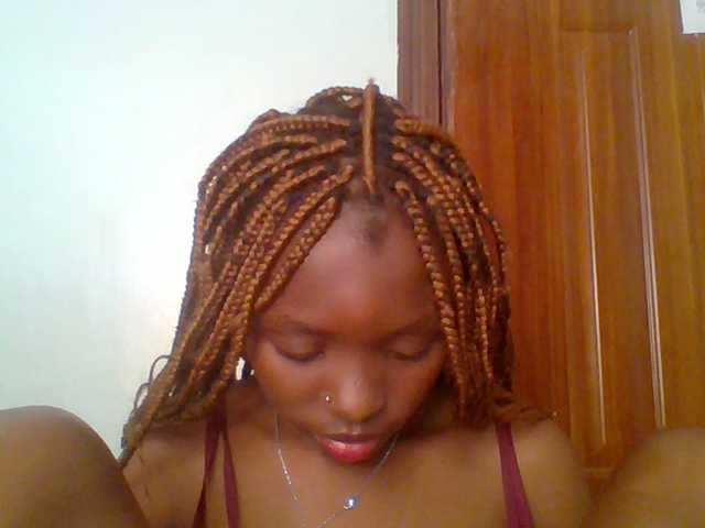 chocolate-brownie's BongaCams show and profile