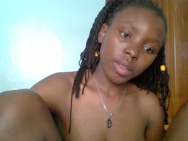 chocolate-brownie's BongaCams show and profile