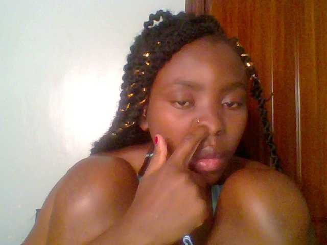 chocolate-brownie's BongaCams show and profile