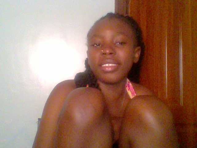 chocolate-brownie's BongaCams show and profile