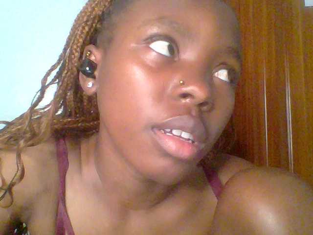 chocolate-brownie's BongaCams show and profile