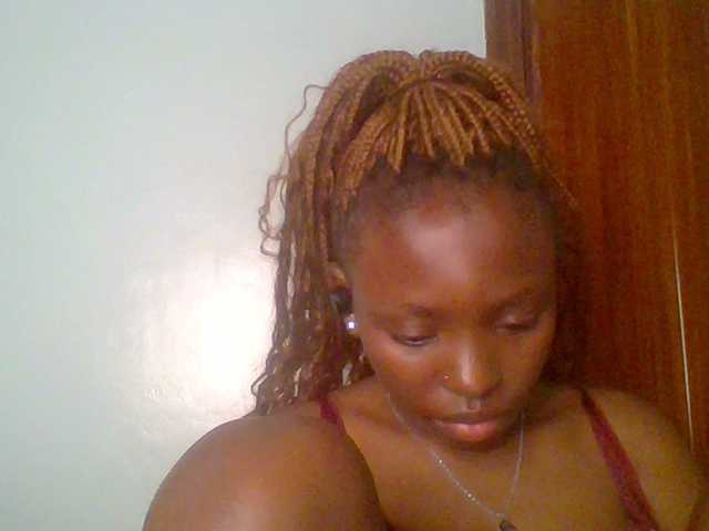 chocolate-brownie's BongaCams show and profile