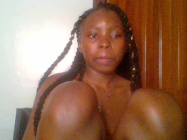 chocolate-brownie's BongaCams show and profile