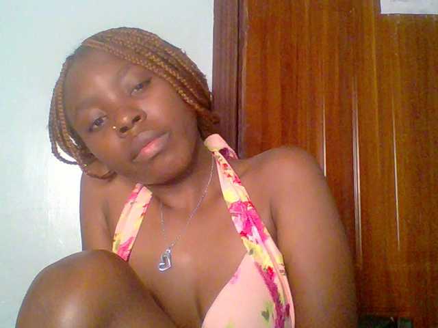 chocolate-brownie's BongaCams show and profile