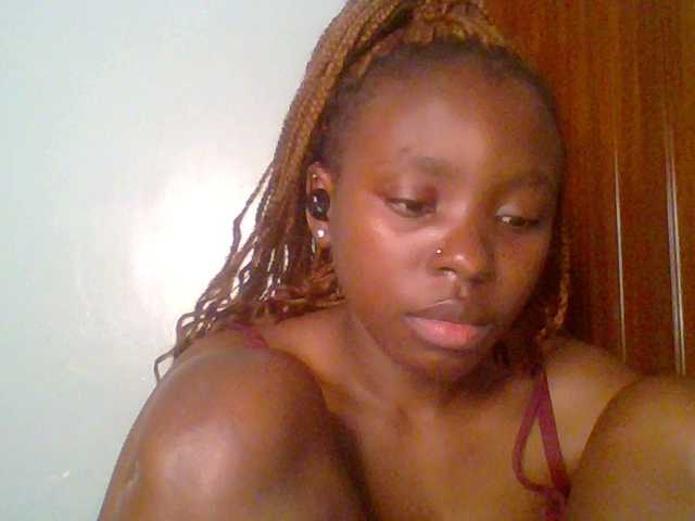 chocolate-brownie's BongaCams show and profile