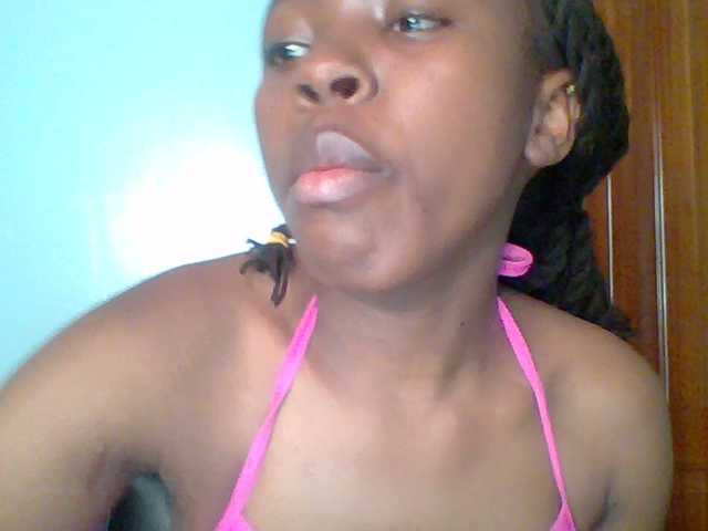 chocolate-brownie's BongaCams show and profile