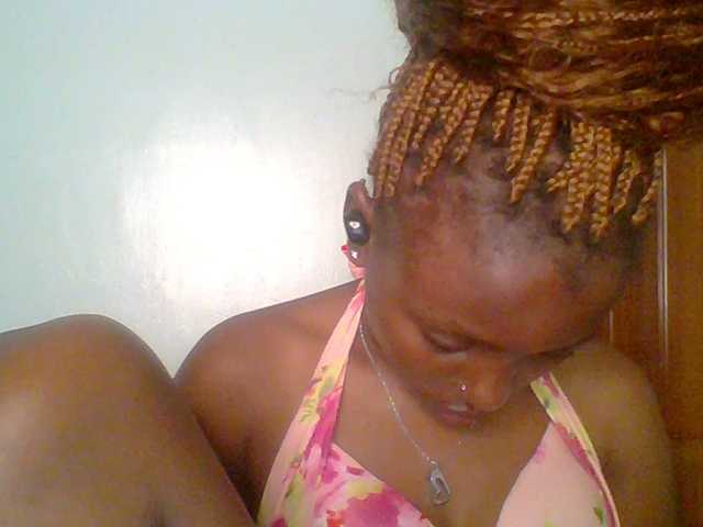 chocolate-brownie's BongaCams show and profile