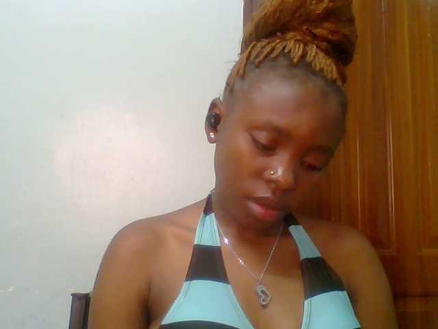 chocolate-brownie's BongaCams show and profile