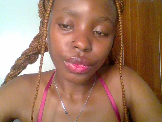 chocolate-brownie's BongaCams show and profile