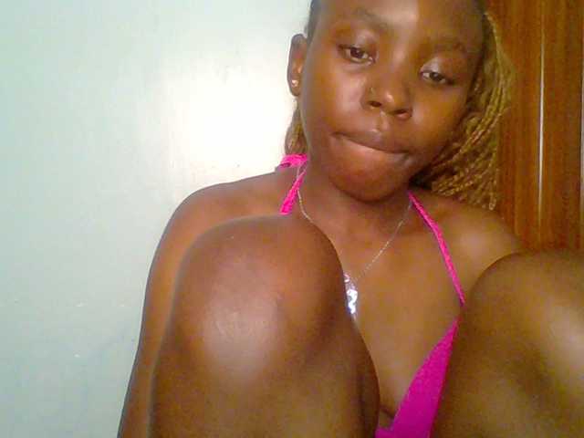 chocolate-brownie's BongaCams show and profile