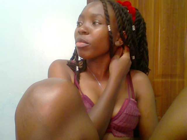 chocolate-brownie's BongaCams show and profile