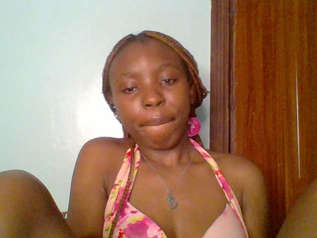 chocolate-brownie's BongaCams show and profile