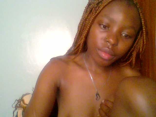 chocolate-brownie's BongaCams show and profile