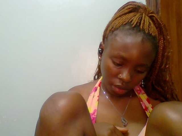 chocolate-brownie's BongaCams show and profile