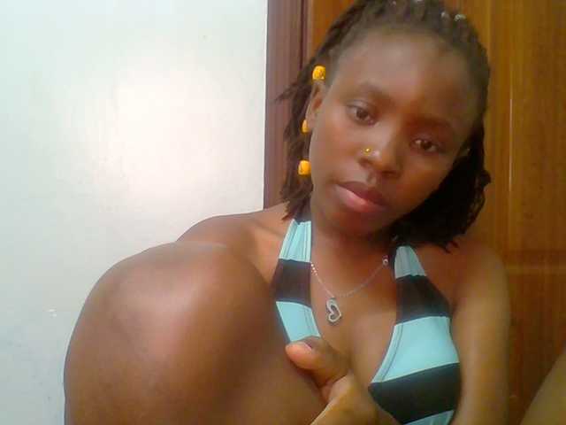 chocolate-brownie's BongaCams show and profile