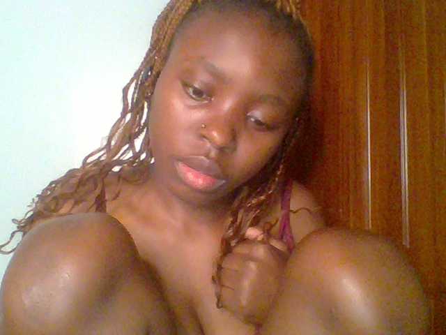 chocolate-brownie's BongaCams show and profile