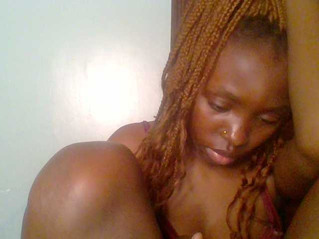 chocolate-brownie's BongaCams show and profile