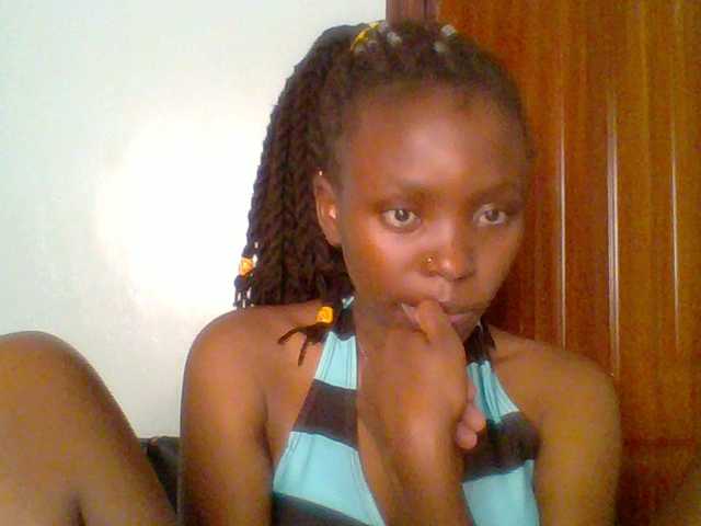 chocolate-brownie's BongaCams show and profile