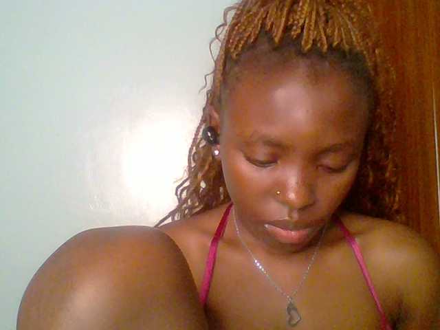 chocolate-brownie's BongaCams show and profile