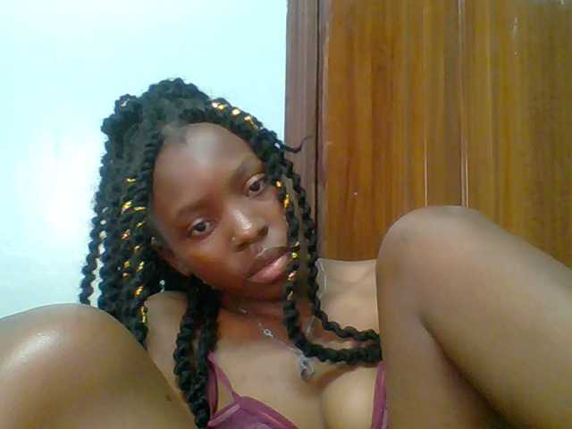 chocolate-brownie's BongaCams show and profile