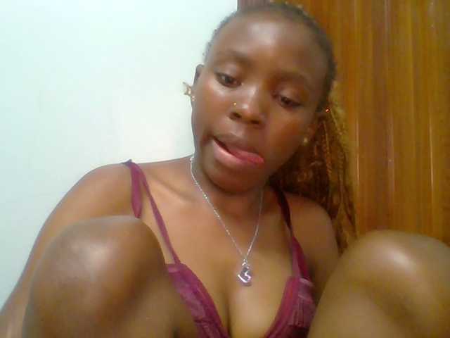 chocolate-brownie's BongaCams show and profile