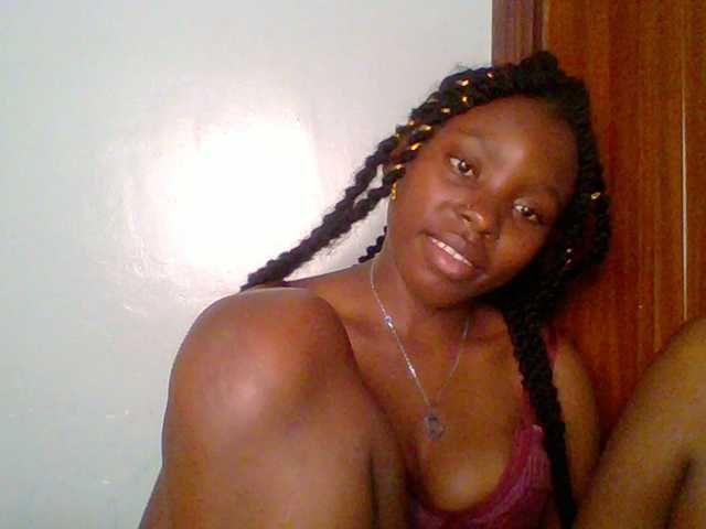 chocolate-brownie's BongaCams show and profile