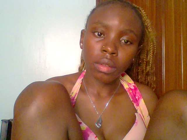 chocolate-brownie's BongaCams show and profile