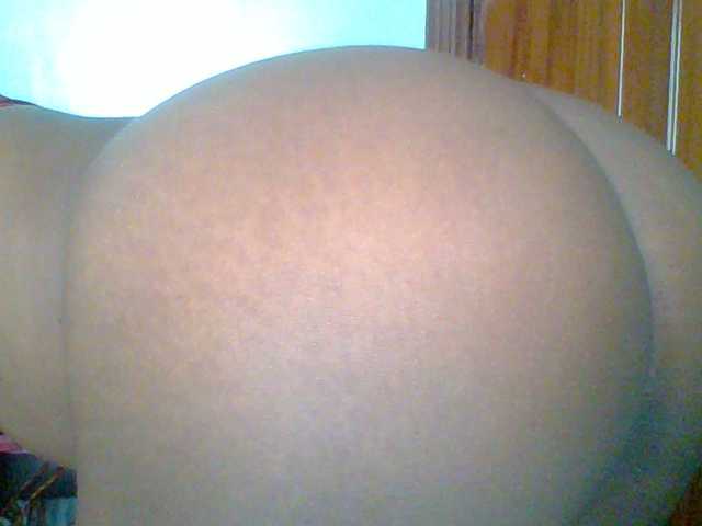 chocolate-brownie's BongaCams show and profile