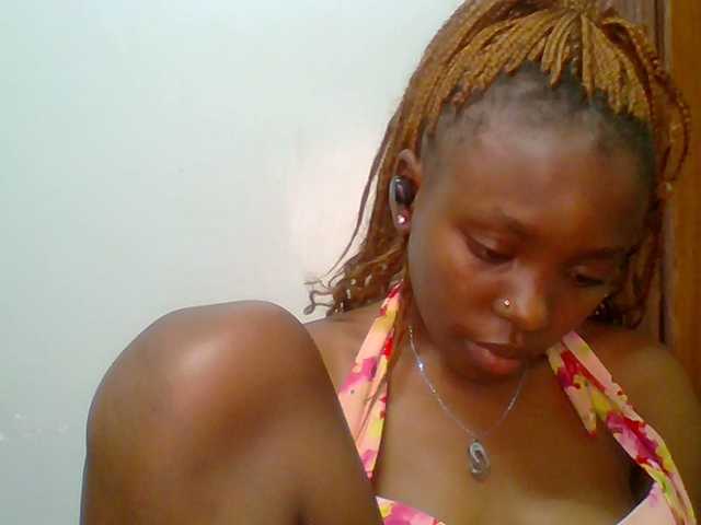 chocolate-brownie's BongaCams show and profile