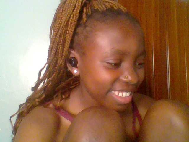 chocolate-brownie's BongaCams show and profile