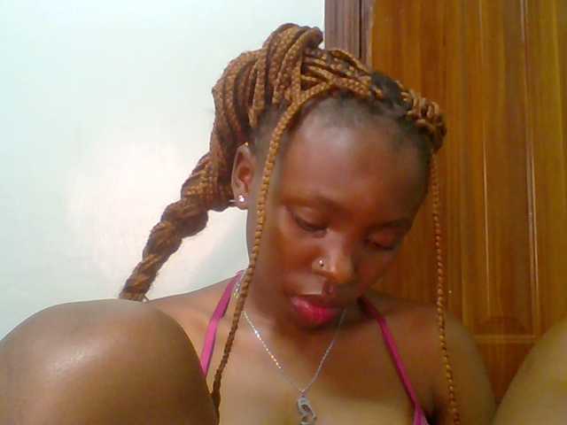 chocolate-brownie's BongaCams show and profile