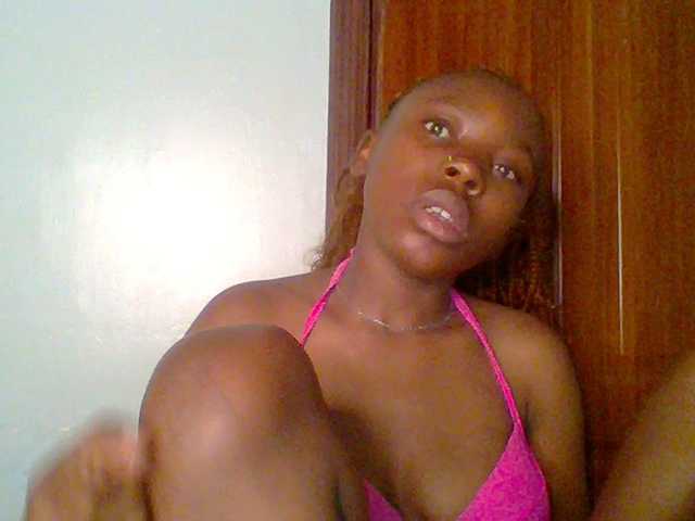 chocolate-brownie's BongaCams show and profile