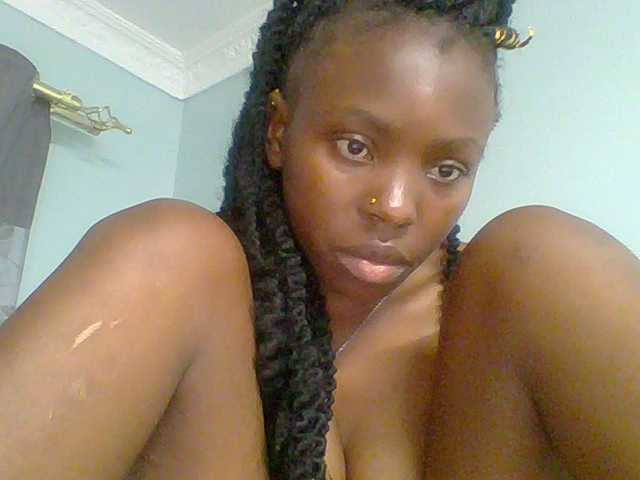 chocolate-brownie's BongaCams show and profile