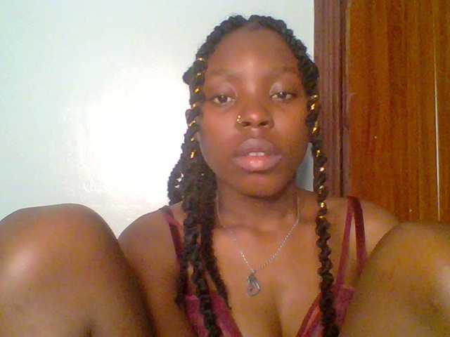 chocolate-brownie's BongaCams show and profile