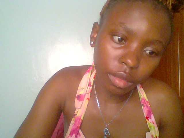 chocolate-brownie's BongaCams show and profile