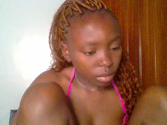 chocolate-brownie's BongaCams show and profile