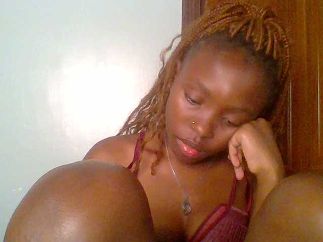 chocolate-brownie's BongaCams show and profile