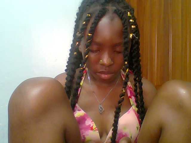 chocolate-brownie's BongaCams show and profile