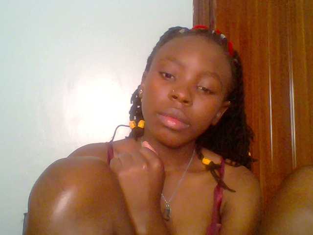 chocolate-brownie's BongaCams show and profile