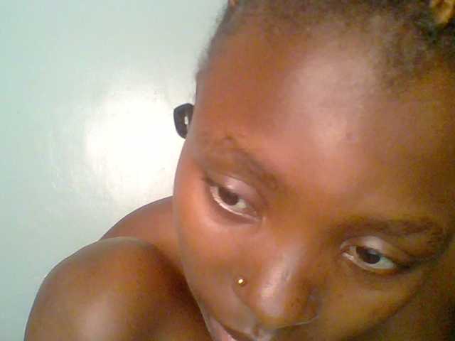 chocolate-brownie's BongaCams show and profile