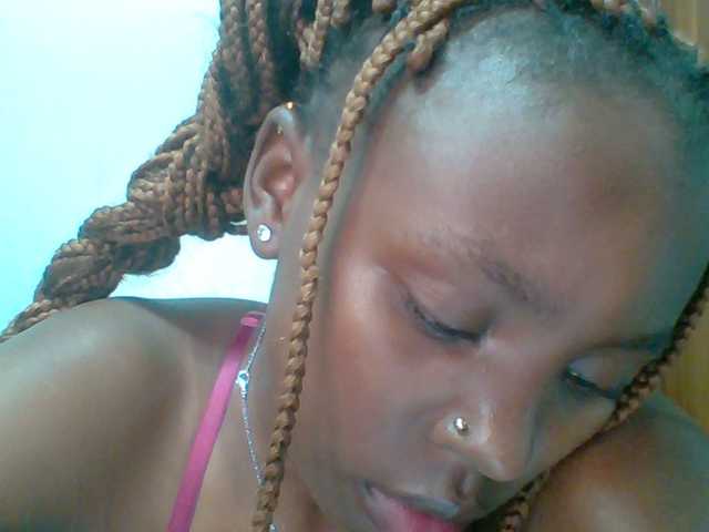 chocolate-brownie's BongaCams show and profile