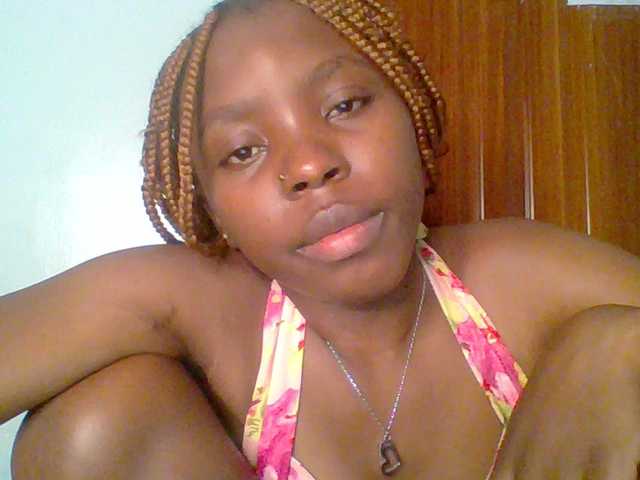 chocolate-brownie's BongaCams show and profile