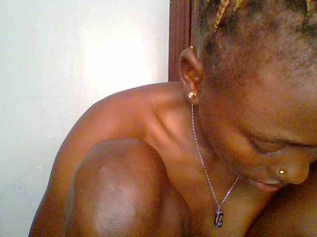 chocolate-brownie's BongaCams show and profile