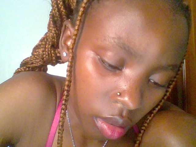 chocolate-brownie's BongaCams show and profile