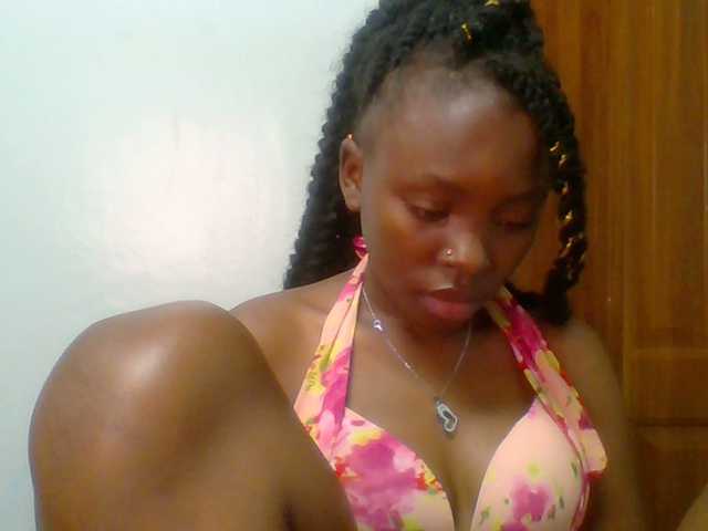 chocolate-brownie's BongaCams show and profile