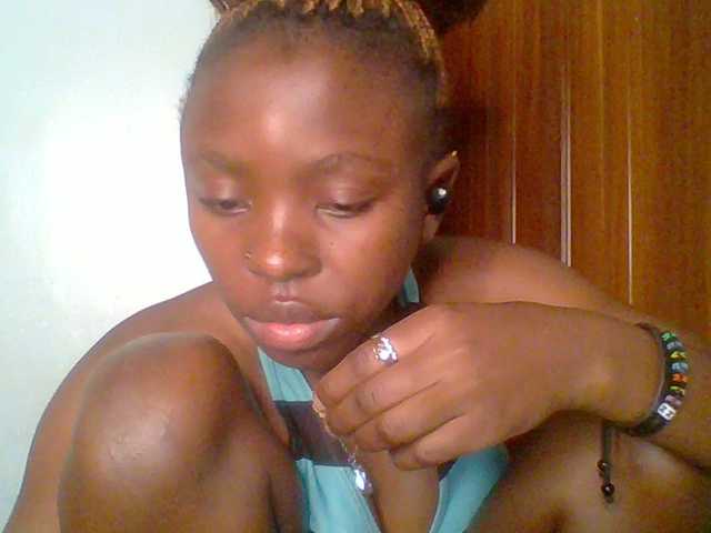 chocolate-brownie's BongaCams show and profile