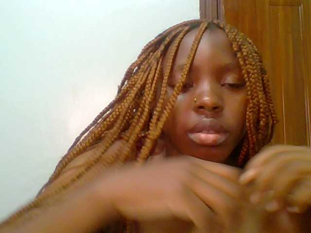 chocolate-brownie's BongaCams show and profile