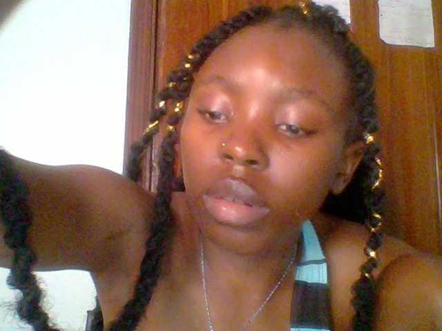 chocolate-brownie's BongaCams show and profile