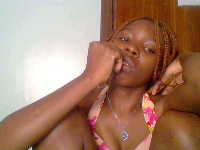 chocolate-brownie's BongaCams show and profile